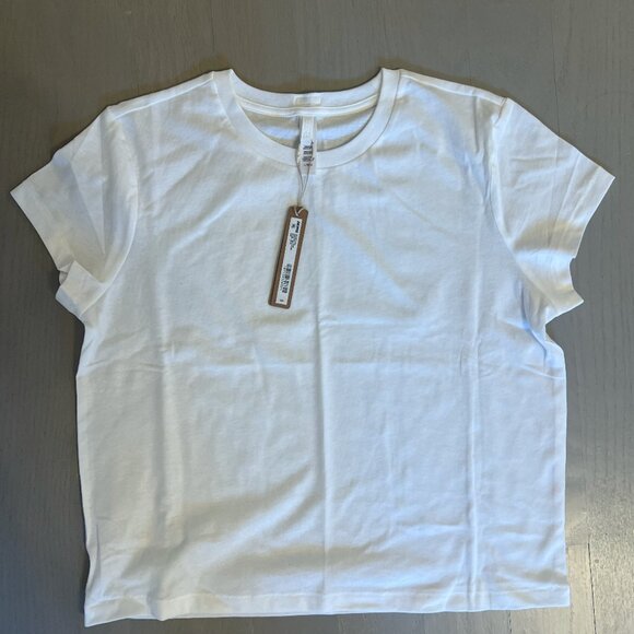 SKIMS Shrunken T-shirt - Picture 4 of 5